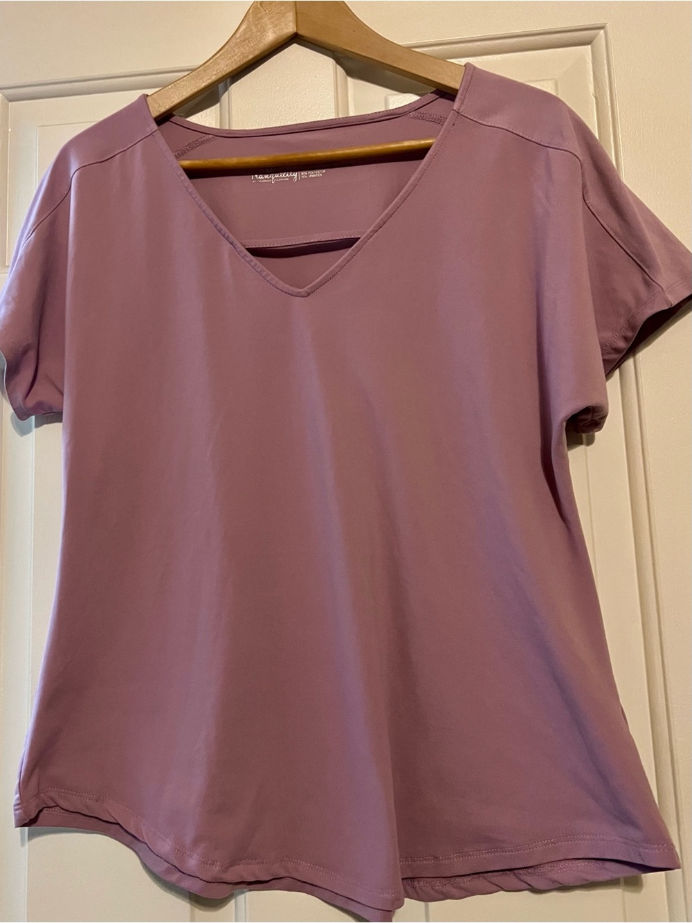 Tranquility by Colorado Clothing Mauve Lavender V-Neck Tee - Size M